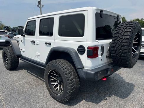 Used 2019 Jeep Wrangler Unlimited Rubicon w/ Safety Group AWD/4WD image 11