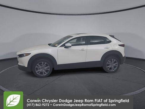 Used 2025 MAZDA CX-30 AWD 2.5 S w/ Preferred Package image 8