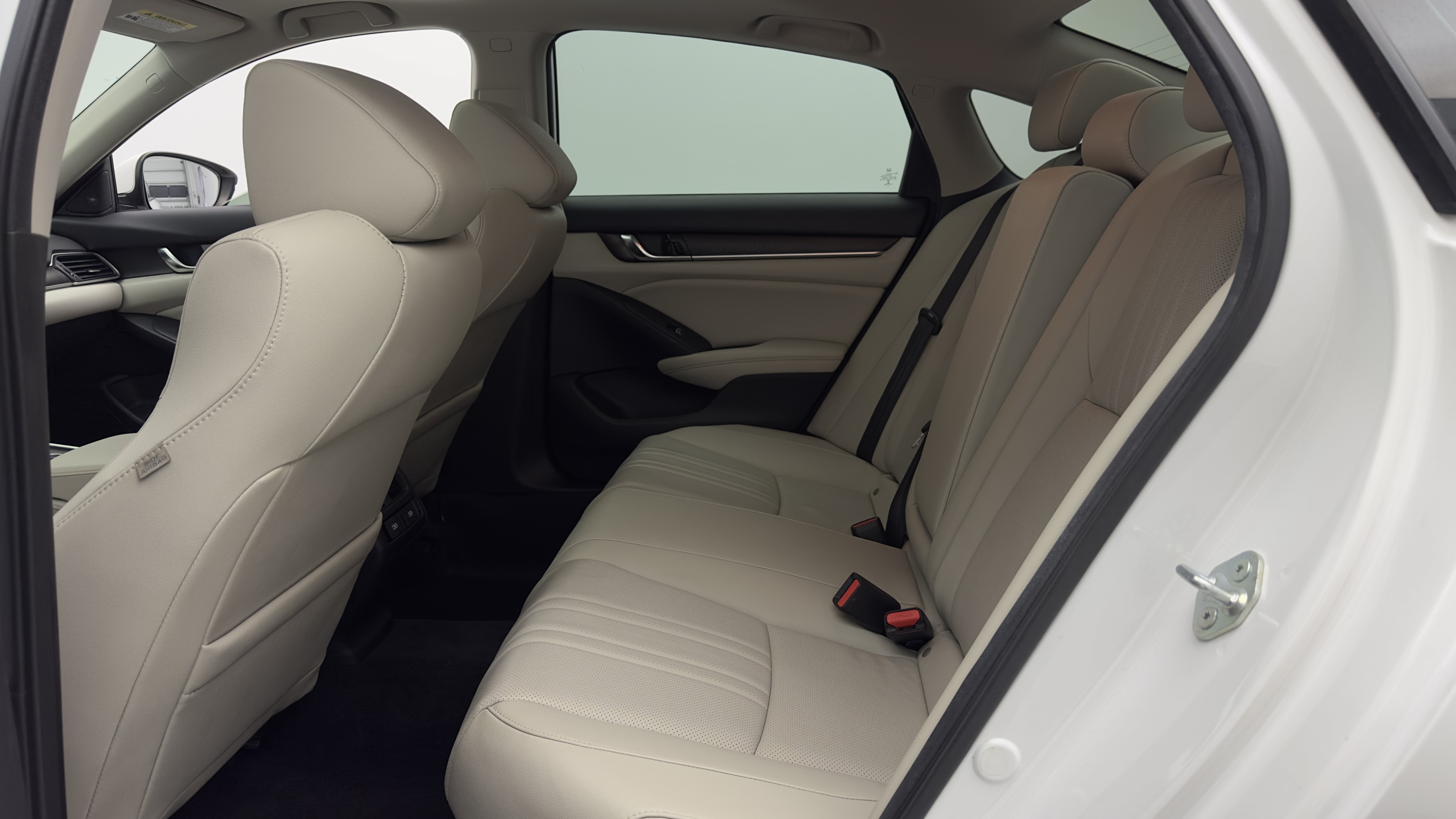 Used 2022 Honda Accord EX-L image 27