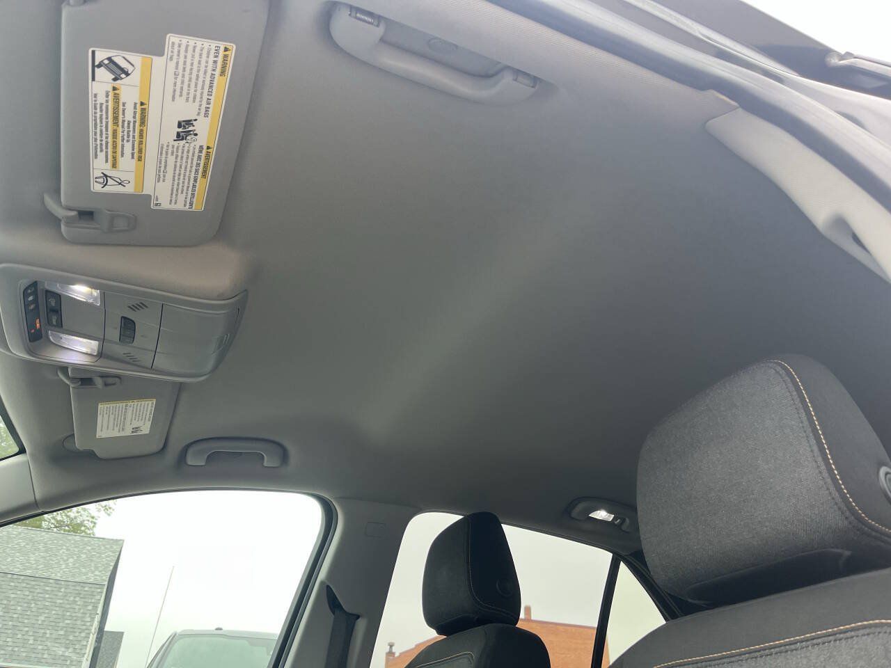 Used 2018 Chevrolet Equinox LT AWD/4WD image 28