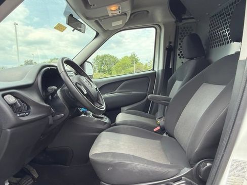 Used 2021 RAM ProMaster City Tradesman SLT FWD image 19