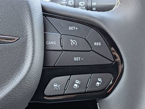 New 2026 Chrysler Pacifica Limited w/ S Appearance Package AWD/4WD image 26