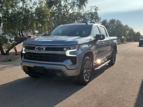 Used 2024 Chevrolet Silverado 1500 RST AWD/4WD image 4