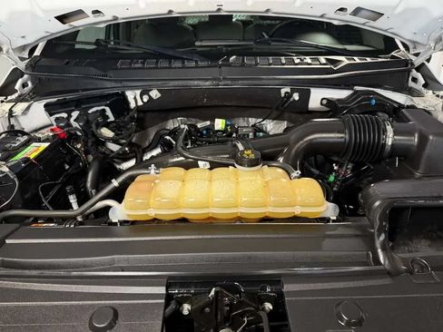 Used 2019 Ford F150 XL w/ Equipment Group 101A Mid AWD/4WD image 5