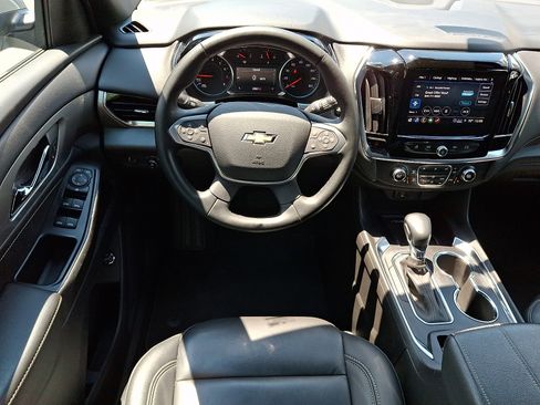 Used 2023 Chevrolet Traverse LT AWD/4WD image 13