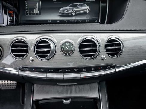 Used 2016 Mercedes-Benz S 550 Sedan image 15
