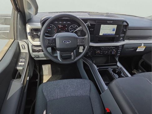 New 2025 Ford F250 XLT w/ 360-Degree Camera Package image 14