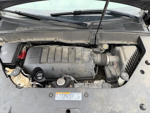 Used 2014 Chevrolet Traverse LS FWD image 26