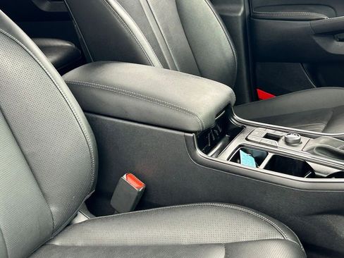 Used 2025 Kia Sorento S w/ Panoramic Sunroof Package image 48