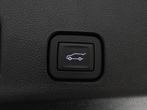 Certified 2025 Buick Enclave Avenir w/ Super Cruise Package image 38