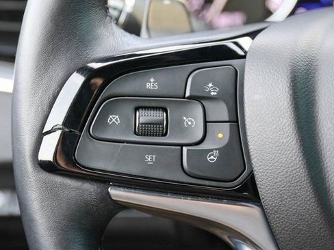 Used 2022 Buick Enclave Avenir w/ Avenir Technology Package image 32