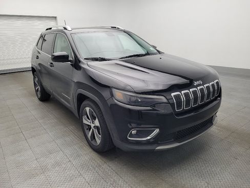 Used 2019 Jeep Cherokee Limited FWD image 13