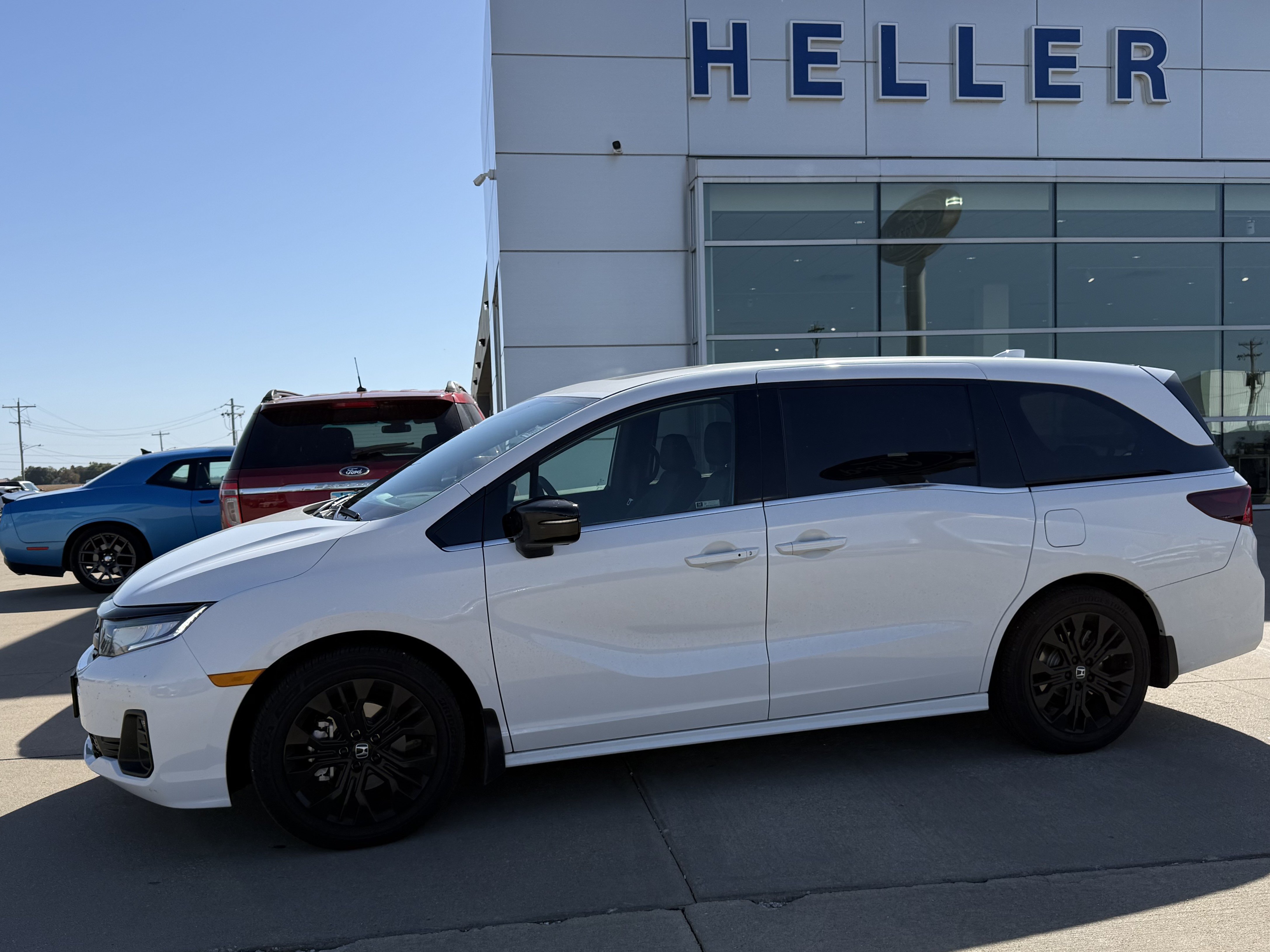 Used 2026 Honda Odyssey Sport-L image 3