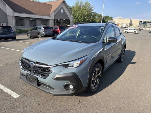 Used 2024 Subaru Crosstrek 2.0i Premium AWD/4WD image 3