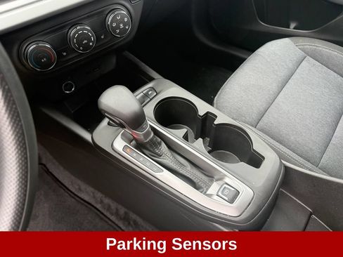 Used 2024 Chevrolet Trax LS w/ LS Convenience Package FWD image 18