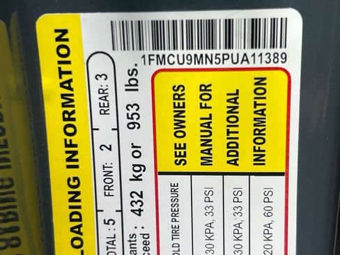 Used 2023 Ford Escape ST-Line w/ Tech Pack #1 AWD/4WD image 36
