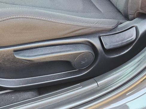 Used 2023 Hyundai Elantra SE FWD image 22