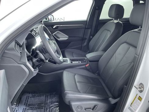 Used 2025 Audi Q3 2.0T Premium image 18