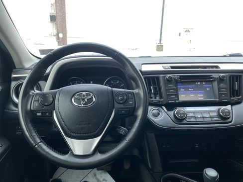 Used 2018 Toyota RAV4 XLE w/ Plus Extra Value Package image 26