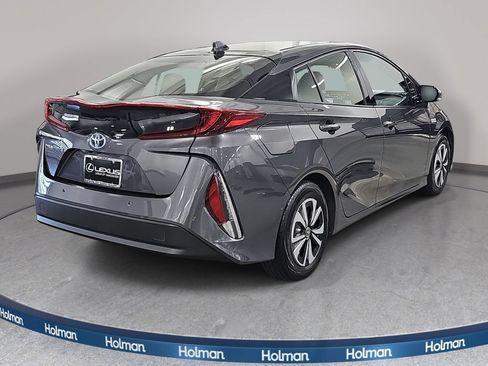 Used 2018 Toyota Prius Prime Advanced FWD image 6