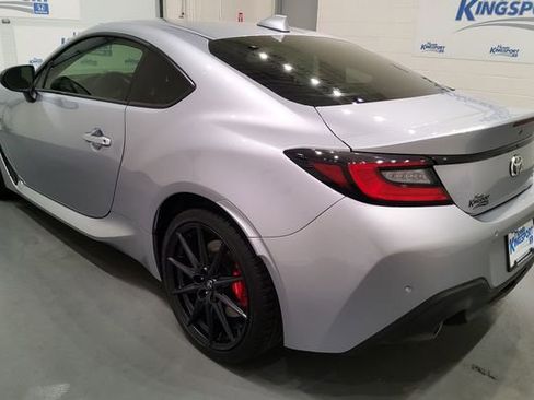 Used 2025 Toyota GR86 w/ Performance Package RWD image 4