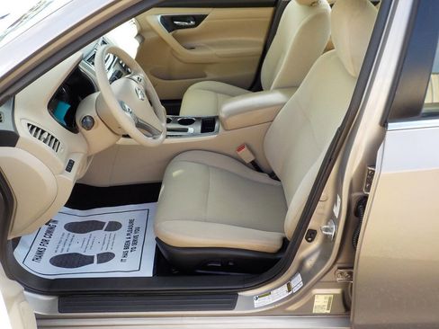 Used 2015 Nissan Altima 2.5 S w/ Power Driver Seat Package image 11
