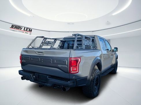 Used 2018 Ford F150 Raptor w/ Equipment Group 802A Luxury image 3