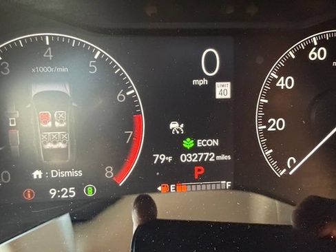 Used 2025 Honda CR-V EX-L image 9