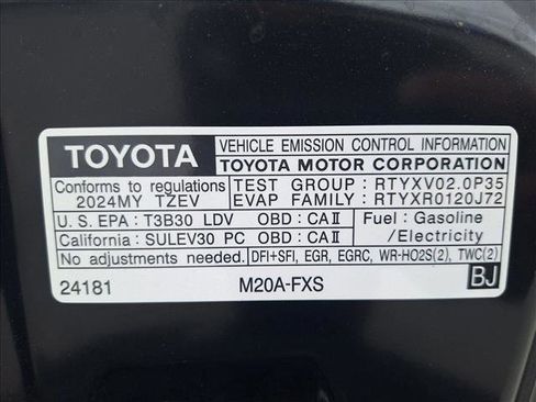 Used 2024 Toyota Prius Prime FWD image 21