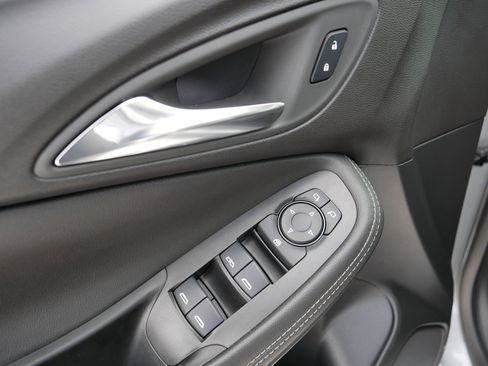 Used 2024 Buick Encore GX Sport Touring w/ Advanced Technology Package image 19