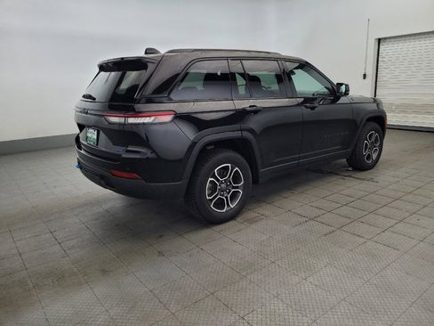 Used 2022 Jeep Grand Cherokee Trailhawk w/ Advanced Protech Group II AWD/4WD image 10