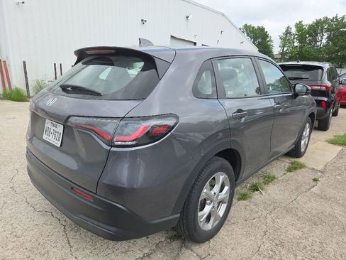 Used 2025 Honda HR-V LX image 9