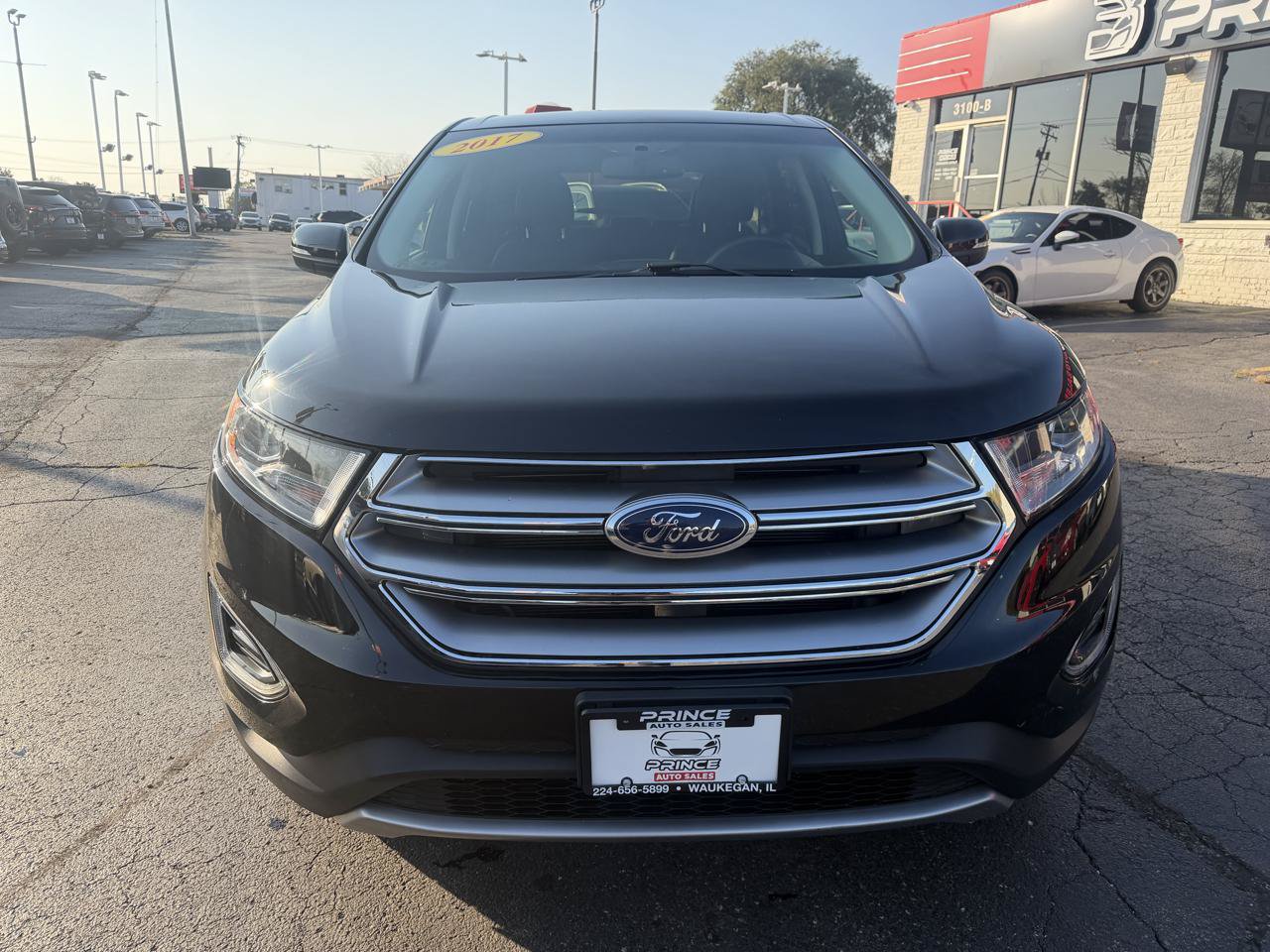 Used 2017 Ford Edge SEL w/ Equipment Group 201A AWD/4WD image 2