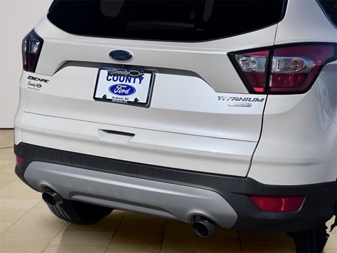 Used 2018 Ford Escape Titanium image 37