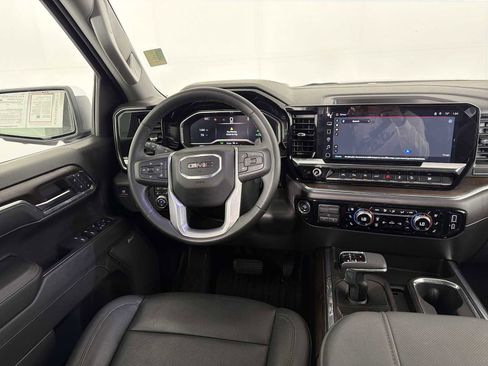 Used 2024 GMC Sierra 1500 SLT w/ SLT Premium Package image 21