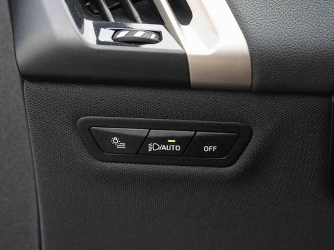 Certified 2024 BMW iX xDrive50 image 17