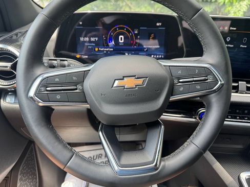 Certified 2026 Chevrolet Equinox LT w/ Convenience Package II FWD image 21