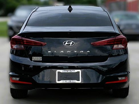 Used 2020 Hyundai Elantra SEL w/ Cargo Package (C1) FWD image 4