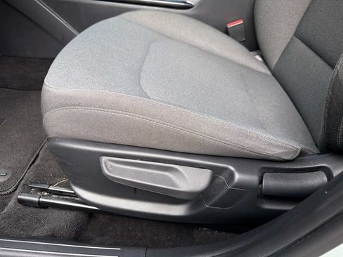 Used 2025 Kia K4 FWD image 16