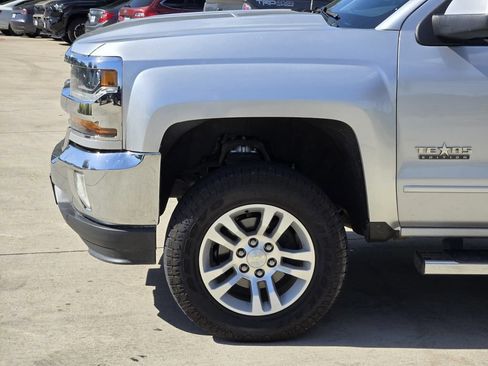 Used 2017 Chevrolet Silverado 1500 LT w/ Texas Edition RWD image 6