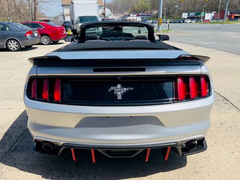 Used 2015 Ford Mustang Convertible w/ Equipment Group 051A image 8