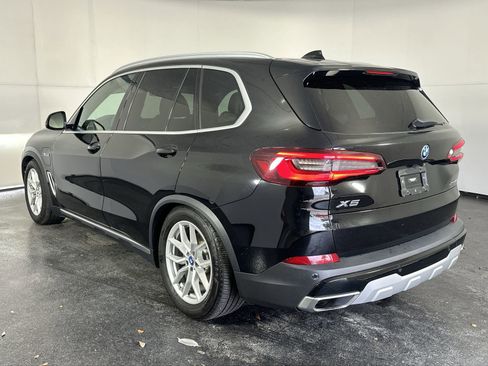 Used 2022 BMW X5 xDrive45e image 9