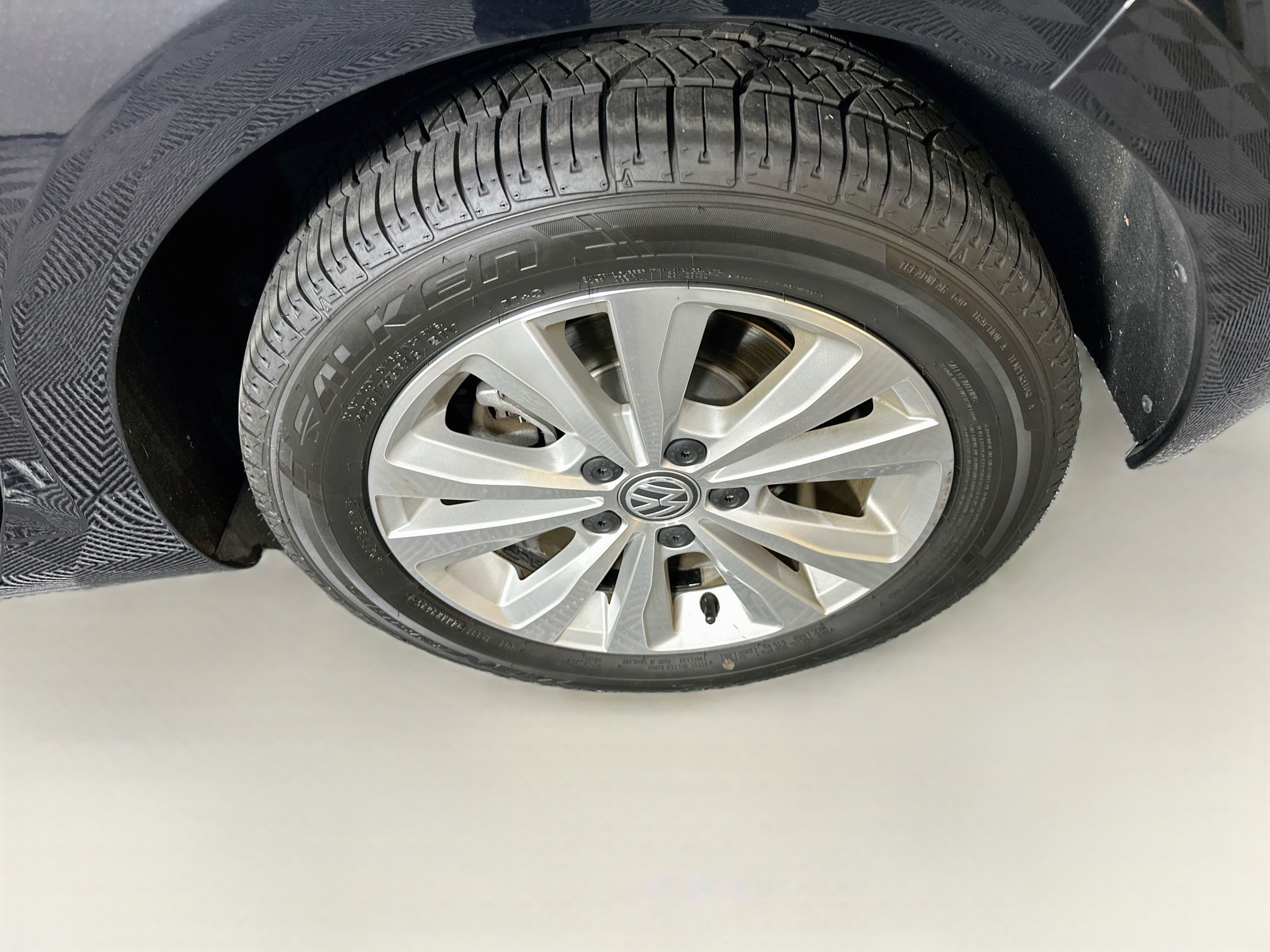 Used 2019 Volkswagen Golf SE FWD image 11