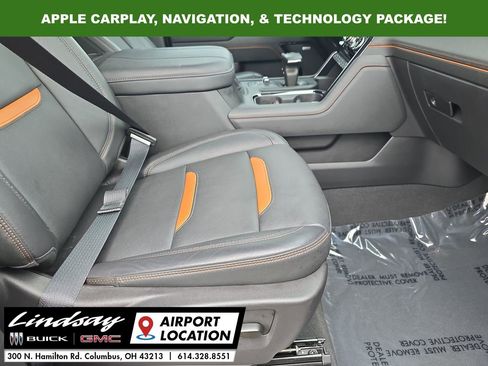 Certified 2024 GMC Sierra 1500 AT4 w/ Technology Package AWD/4WD image 9