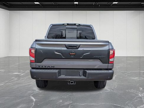 Used 2020 Nissan Titan PRO-4X AWD/4WD image 4