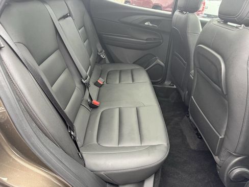 Used 2022 Chevrolet TrailBlazer ACTIV w/ Sun and Liftgate Package FWD image 14
