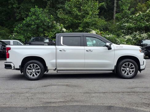 Used 2019 Chevrolet Silverado 1500 High Country image 9