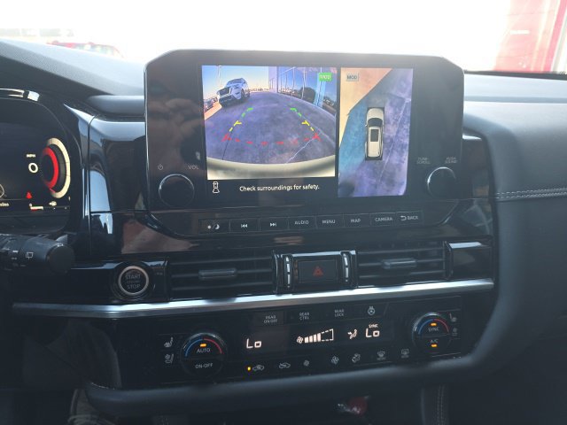 Used 2022 Nissan Pathfinder Platinum w/ Lighting Package (N92) FWD image 18