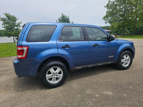 Used 2010 Ford Escape XLS FWD image 4