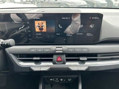 Used 2025 Kia K4 EX image 37